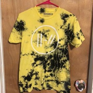 Twenty One Pilots t shirt